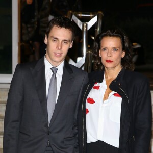 Exclusif - La princesse Stéphanie de Monaco, présidente de Fight Aids Monaco et ambassadrice de l'ONUSIDA, et son fils Louis Ducruet - Ventes aux enchères en faveur de Fight Aids Monaco à l'hôtel Le Meridien Beach Plaza à Monaco, le 1er décembre 2015. ©Bruno Bebert/Olivier Huitel/Pool Restreint/Bestimage