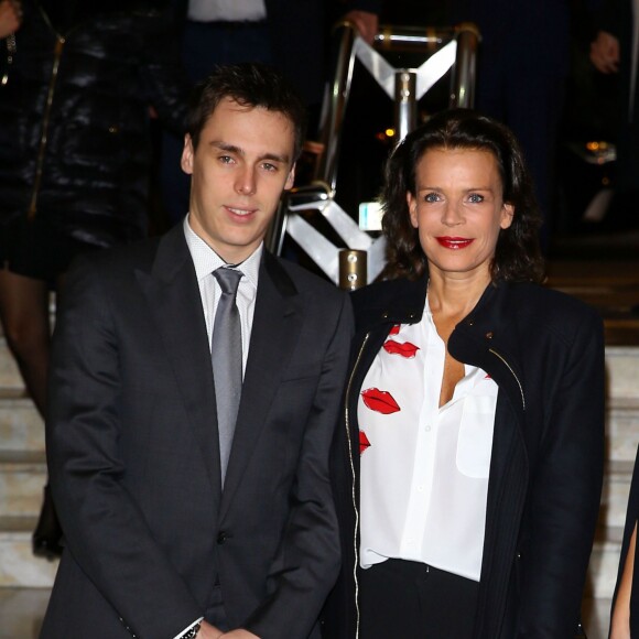 Exclusif - La princesse Stéphanie de Monaco, présidente de Fight Aids Monaco et ambassadrice de l'ONUSIDA et son fils Louis Ducruet participent à la traditionnelle vente aux enchères organisée par Fight Aids Monaco tous les 1er décembre à Monaco depuis maintenant 11 ans. Les bénéfices récoltés lors de cette vente représentent plus de 60 pour 100 du budget annuel de l'association. La vente a rapporté 339000 Euros à Monaco, le 1er décembre 2015. © Bruno Bebert / Olivier Huitel / Bestimage.  Exclusive - For Germany call for price - President of Fight Aids Monaco association and U.N. Aids Ambassador, Princess Stephanie of Monaco ans her son, Louis Ducruet attend the Fight Aids Monaco association annual charity auction sale at the Sea Club Meridien, to mark World AIDS Day in Monaco on December 01, 2015. The sale have won 339000 Euros.01/12/2015 - 