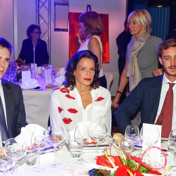 Exclusif - Louis Ducruet, la princesse Stéphanie de Monaco, Pierre Casiraghi - Ventes aux enchères en faveur de Fight Aids Monaco à l'hôtel Le Meridien Beach Plaza à Monaco, le 1er décembre 2015. ©Bruno Bebert/Olivier Huitel/Pool Restreint/Bestimage