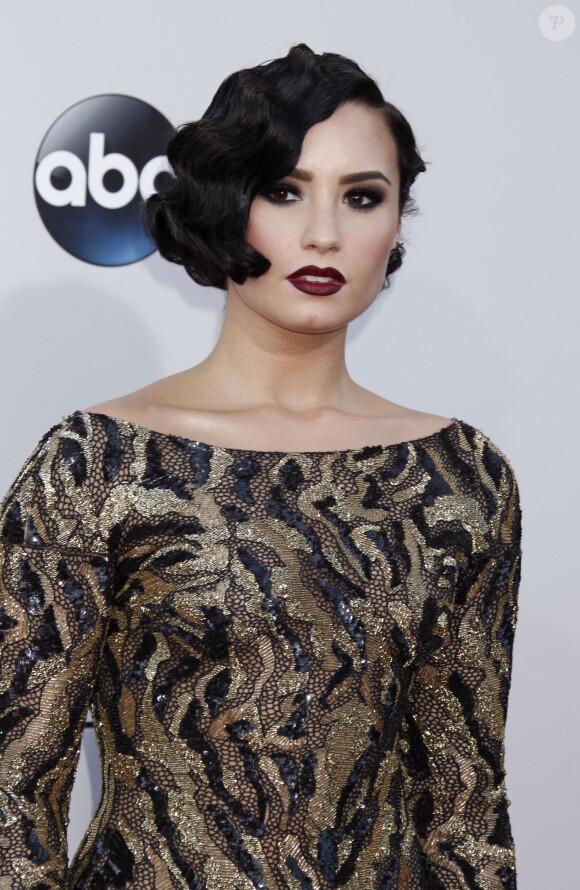 Demi Lovato - 43ème cérémonie annuelle des "American music awards" à Los Angeles le 23 novembre 2015.