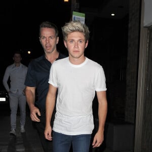 Niall Horan - Les membres du groupe One Direction à la sortie du club Cirque à Londres, le 30 septembre 2015