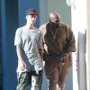 Exclusif - Justin Bieber est de retour à son hôtel avec Corey Gamble à Beverly Hills le 23 novembre 2015.