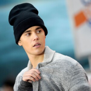 Justin Bieber chante sur le plateau de l'émission de TV "Today" de la NBC à New York le 19 novembre 2015.