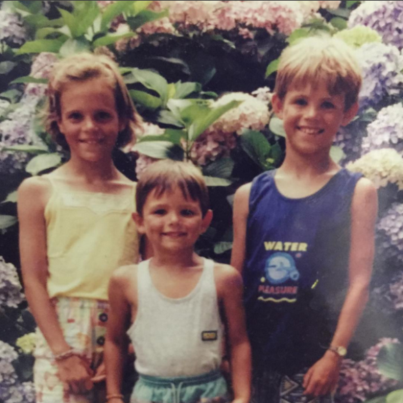 Laure Manaudou, Florent Manaudou et Nicolas Manaudou enfants. Un cliché dévoilé le 9 décembre 2015.