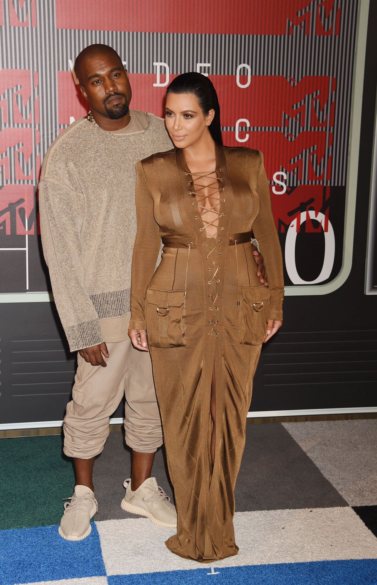Photo : Kim Kardashian enceinte et son mari Kanye West - Soirée des MTV