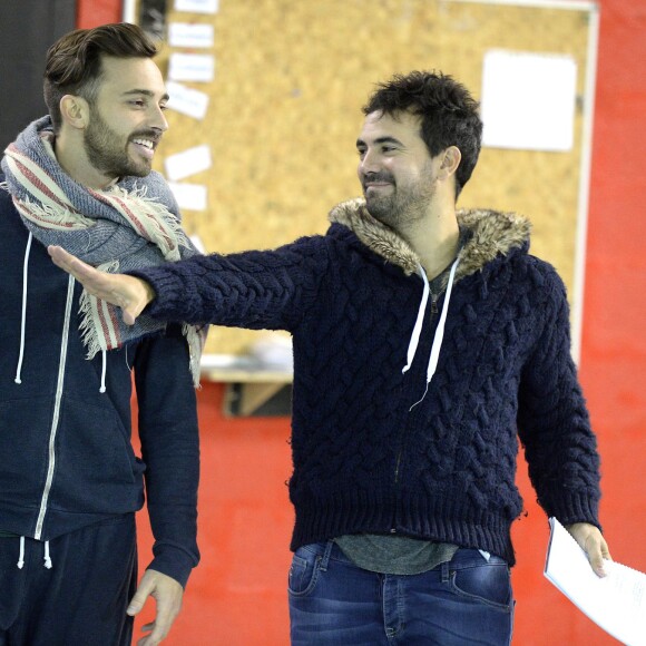 Exclusif - Alex Goude durant les répétitions du spectacle "Timéo" mis en scène par Alex Goude à l'école Nationale des Arts du Cirque de Rosny-sous-Bois, le 28 novembre 2015.