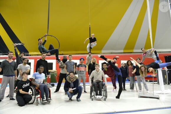Exclusif - Répétitions du spectacle "Timéo" mis en scène par Alex Goude à l'école Nationale des Arts du Cirque de Rosny-sous-Bois, le 28 novembre 2015.