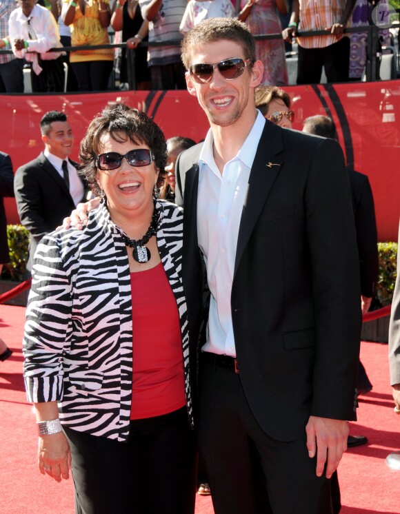 Michael Phelps et sa maman Debbie Phelps à Los Angeles, le 15 juillet 2009.
