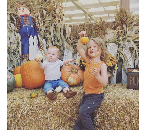 Kyle Gallner a publié une photo de ses deux enfants sur sa page Instagram, au mois d'octobre 2015.