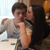 Victoria Beckham et son fils Brooklyn/ photo postée sur Instagram, le 14 décembre 2015.