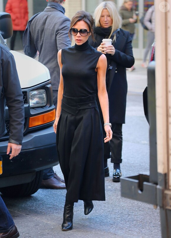 Victoria Beckham dans la rue à New York, le 8 décembre 2015.