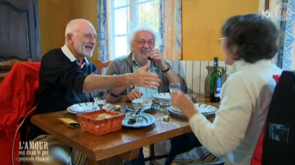 Marc, Bernard et Jeanne, dans L'amour est dans le pré - Seconde chance, le lundi 14 décembre 2015 sur M6.