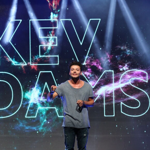 Exclusif - Kev Adams préside la 5e édition du festival "Les Écrans de L'Humour" à Marseille le 12 septembre 2015