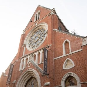 Exclusif - Le chanteur Stromae et Coralie Barbier se sont mariés à Malines dans cette ancienne église transformée en hôtel 4 étoiles, le Martin's Patershof, à Maline, 15 km de Bruxelles. C'était le samedi 12 décembre 2015.