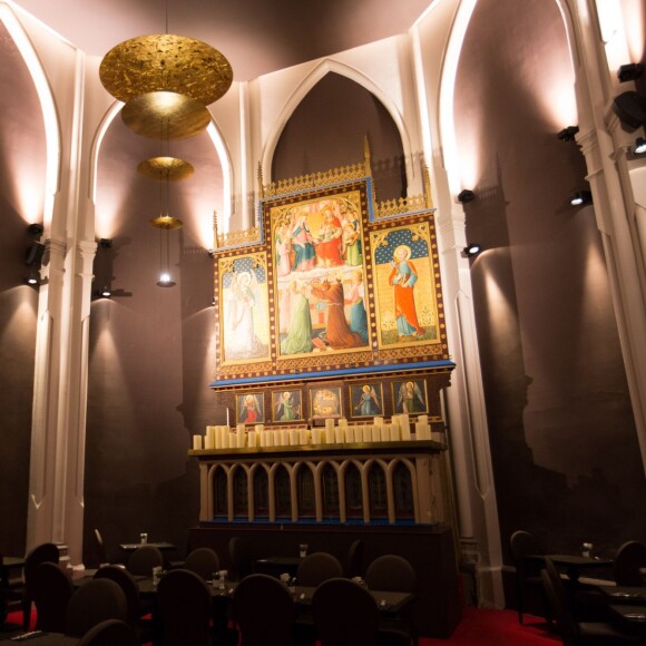 Exclusif - Le chanteur Stromae et Coralie Barbier se sont mariés à Malines dans cette ancienne église transformée en hôtel 4 étoiles, le Martin's Patershof, à Maline, 15 km de Bruxelles. C'était le samedi 12 décembre 2015.