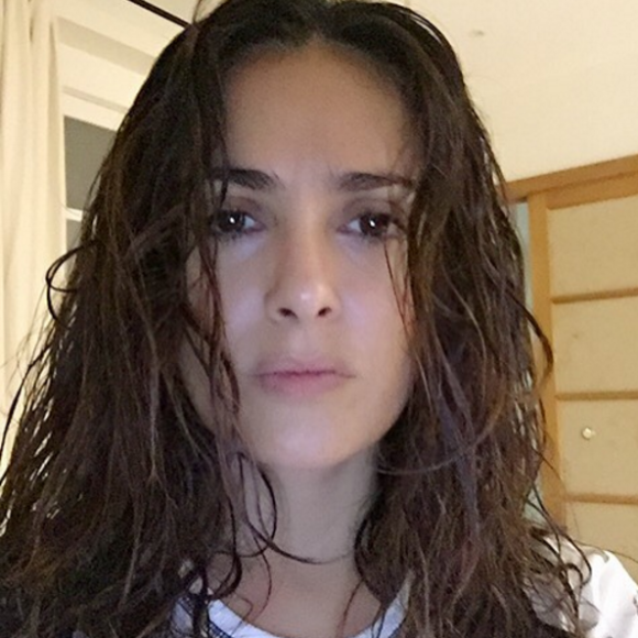 Salma Hayek sans maquillage. Photo postée le 15 décembre 2015.