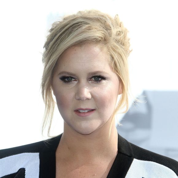 Amy Schumer - Cérémonie des "MTV Movie Awards 2015" à Los Angeles, le 12 avril 2015. T