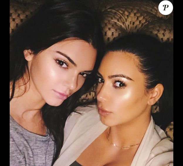 Kendall Jenner et Kim Kardashian, fans du strobing