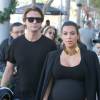 Kim Kardashian enceinte est allée déjeuner avec son ami Jonathan Cheban au restaurant 'La Scala' à Beverly Hills.
