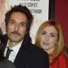 Vincent Elbaz et Julie Gayet - Avant-première du film "Je compte sur vous" au Publicis Cinémas à Paris le 21 décembre 2015.