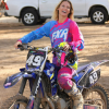 Olivia Jackson sur une moto (photo le 6 août 2015)