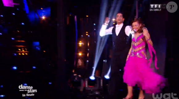 Priscilla et Christophe Licata lors de la finale de Danse avec les stars 6, sur TF1, le mercredi 23 décembre 2015