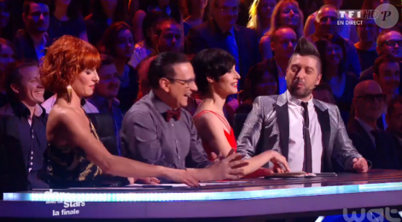 Priscilla et Christophe Licata lors de la finale de Danse avec les stars 6, sur TF1, le mercredi 23 décembre 2015