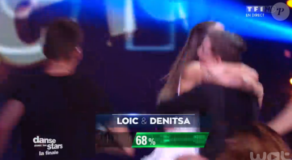 Loic Nottet et Denitsa grands vainqueurs lors de la finale de Danse avec les stars 6, sur TF1, le mercredi 23 décembre 2015