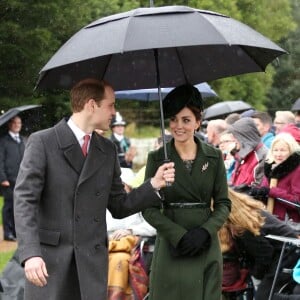 Kate Middleton et le prince William à la messe de Noël en l'église St Mary Magdalene à Sandringham le 25 décembre 2015.