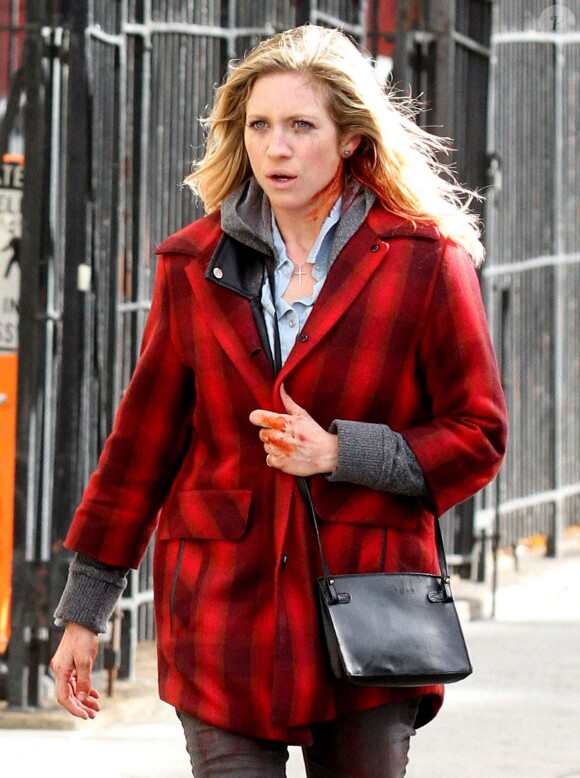 Brittany Snow sur le tournage de "Bushwick" à New York, le 3 décembre 2015.