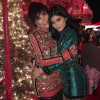 Kylie Jenner et sa mère Kris Jenner fêtent Noël / photo postée sur le compte Instagram de la star de télé-réalité, le 25 décembre 2015.