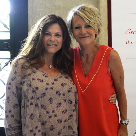 Charlotte Valandrey et Sophie Davant - Première édition du festival littéraire "Plumes de Stars" à Aix-en-Provence. Le 13 juin 2015.