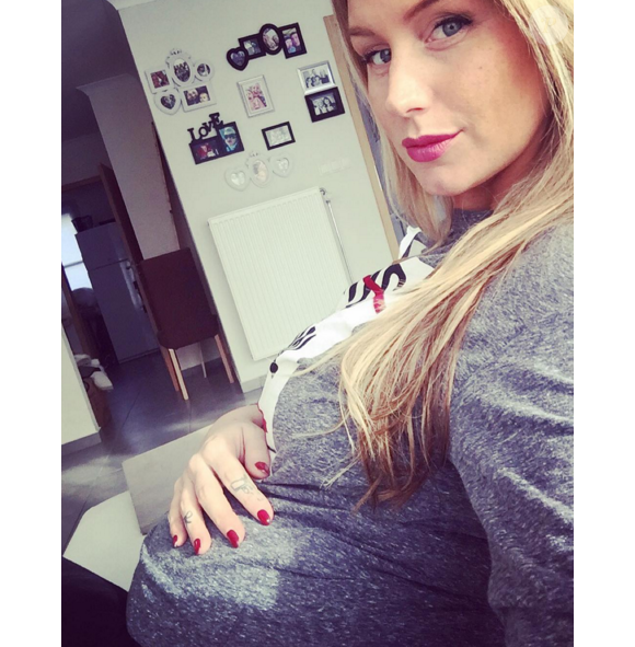 Aurélie Van Daelen attend l'arrivée de son enfant. Novembre 2015.