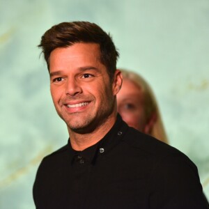 Ricky Martin pose pour les photographes avant son concert à Melbourne, le 7 mai 2015.