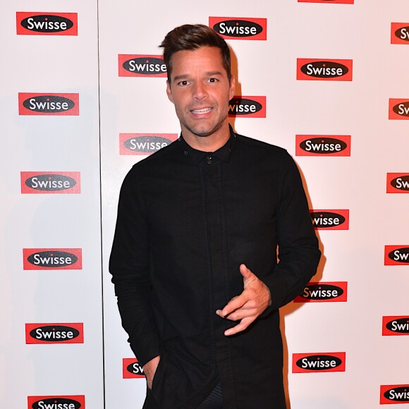 Ricky Martin pose pour les photographes avant son concert à Melbourne, le 7 mai 2015.