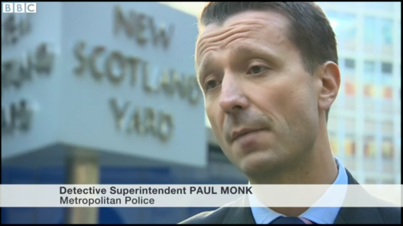 Le détective Paul Monk fait le point sur l'enquête sur la disparition de l'actrice Sian Blake et ses enfants à Erith au sud-ouest de Londres, janvier 2016.
