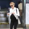 Kristin Cavallari enceinte prend un vol à l'aéroport de Los Angeles, le 9 avril 2014.