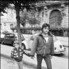 Alain Delon et son fils Anthony à Paris en 1972