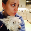 Kaley Cuoco et son petit chie décédé, Chester - Photo publiée le 8 janvier 2016
