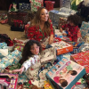 Mariah Carey et ses enfants, les jumeaux Monroe et Moroccan, le matin de Noël. Photo postée sur le compte Instagram de la chanteuse au mois de janvier 2016.