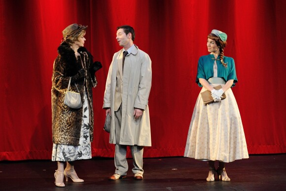 Claire Mirande, Emmanuel Suarez et Cecile Beaudoux lors du filage de la piece 'Pygmalion' au Theatre 14 a Paris, France le 11 Janvier 2016.