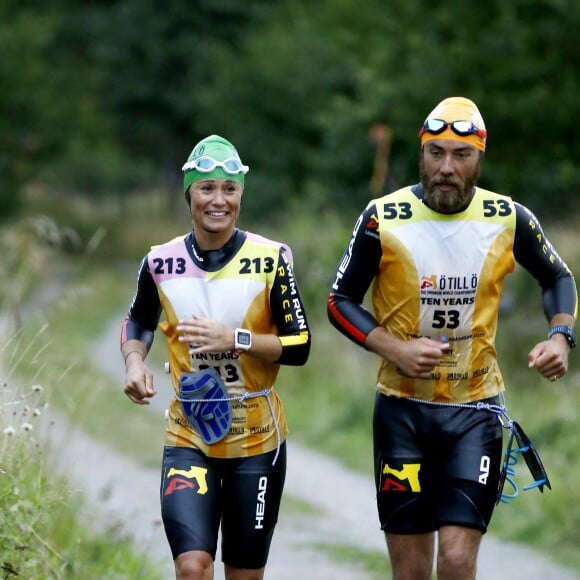 Pippa Middleton et son frère James lors de l'Otillo Swim-Run World Championship en Suède, le 7 septembre 2015.