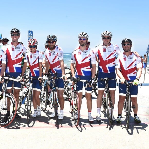 Pippa Middleton et son frère James dans l'équipe de la Michael Matthews Foundation lors de la course Race Across America le 14 juin 2014 à Oceanside.