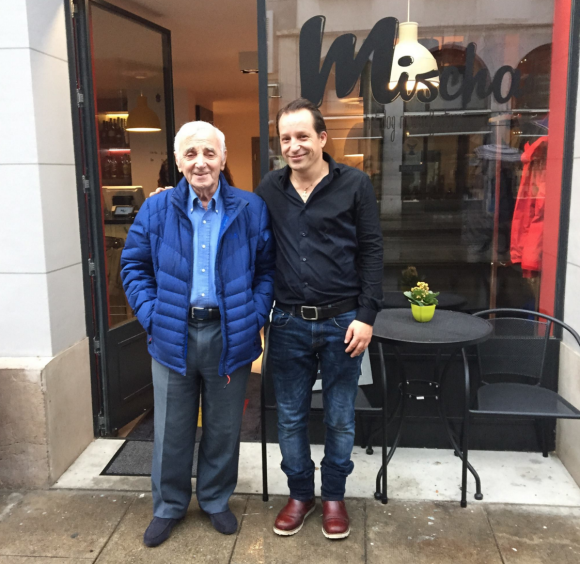 Charles Aznavour et son fils Mischa - octobre 2015