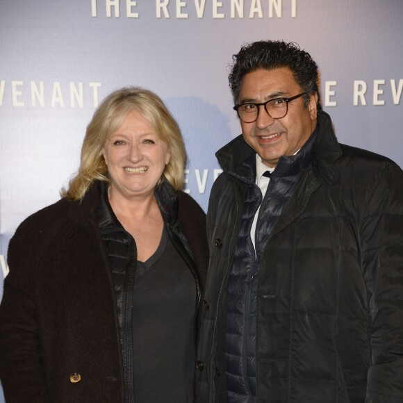 Charlotte de Turckheim et son mari Zaman Hachemi - Avant-première du film "The Revenant" au Grand Rex à Paris, le 18 janvier 2016.
