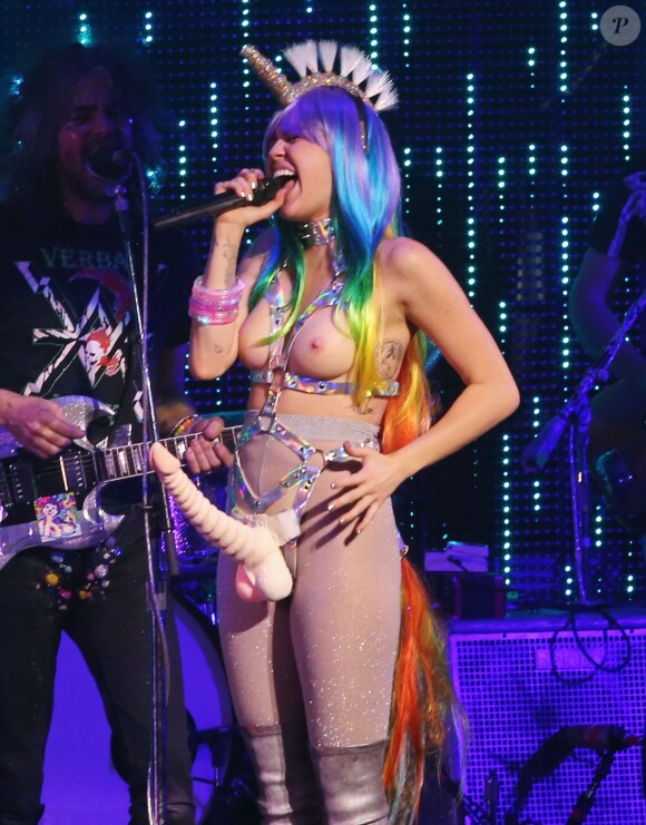 Concert de Miley Cyrus à Vancouver le 14 décembre 2015