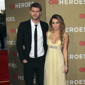 Miley Cyrus et Liam Hemsworth à la soirée CNN Heros à Los Angeles, le 11 décembre 2011