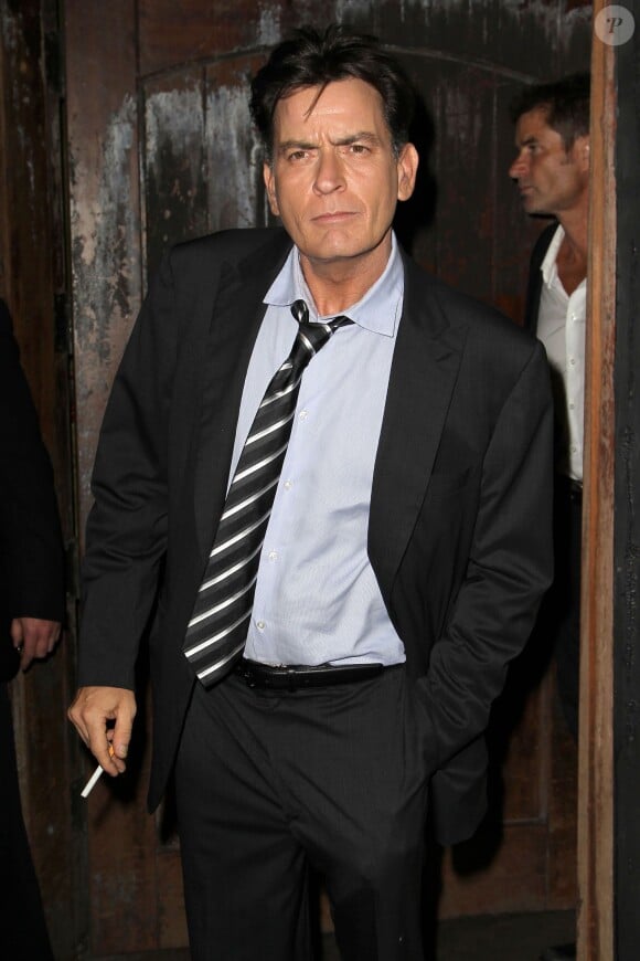Charlie Sheen se rend au club Lure à New York, le 26 juin 2012