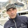 Mike Horn à Monaco devant son voilier le Pangaea, le 13 décembre 2012.
