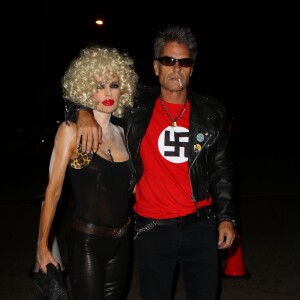 Lisa Rinna et son mari Harry Hamlin à la soirée ‘Casamigos Halloween' à Beverly Hills, le 30 ocotbre 2015